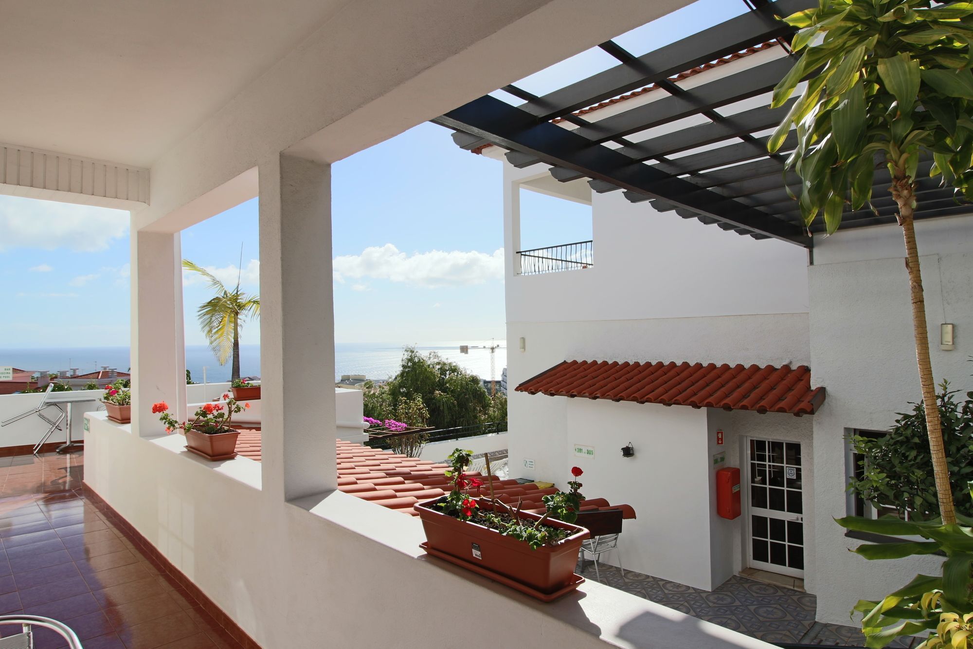 Guesthouse Vila Lusitania Funchal  Luaran gambar